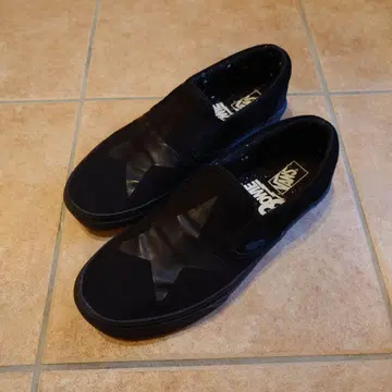 David Bowie x VANS 콜라보 스니커즈