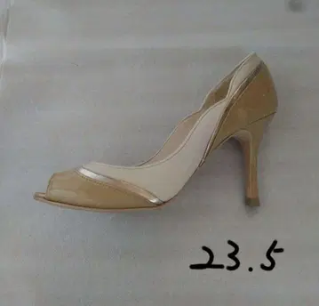 새상품급 DIANA 다이애나 오픈토 하이힐 23.5cm