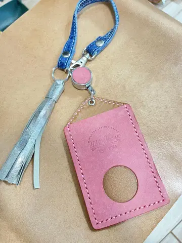 가죽 패스케이스 핑크 실버 태슬 포함