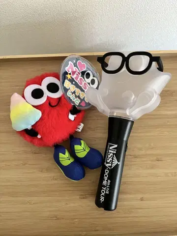 Nissy 응원봉, 리삐 봉제 인형