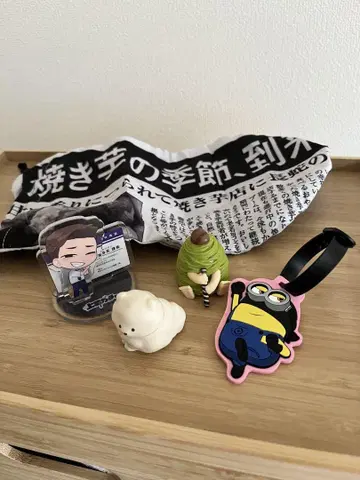 군고구마 테마의 캡슐 토이 세트
