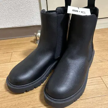 미사용 새상품 UNIQLO:C 유니클로 씨 사이드 고어 부츠 23.5cm