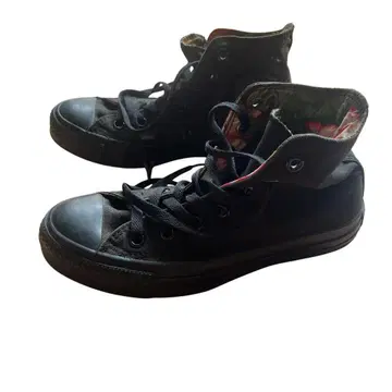 Converse 블랙 하이컷 스니커즈 23.5cm