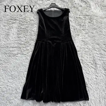 컨디션 최상 폭시 BELLNOIR 벨로아 원피스 개더 플레어 블랙