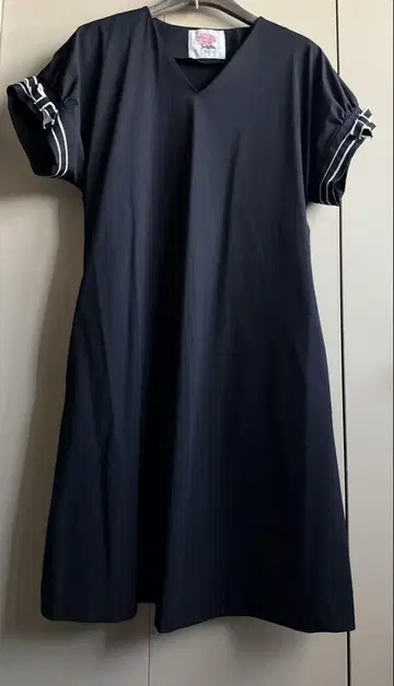 새상품급 토알레 블랙 원피스 반팔