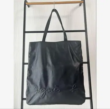 새상품급 에네스베 토트백 로고 엠보싱 소가죽 가죽