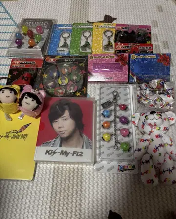 Kis-My-Ft2 굿즈 세트 은색 테이프 포함