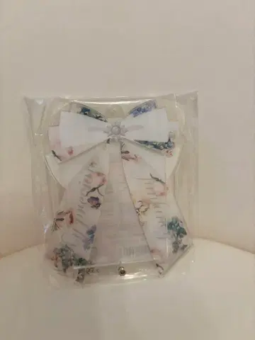 후쿠야 리본 아크릴 프레임 플라워 가든 화이트