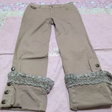 [ 새상품급 ] 핑크하우스 너무 귀여운 피코프릴 롤업 팬츠