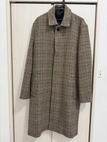 ZARA 체크 무늬 체스터 코트