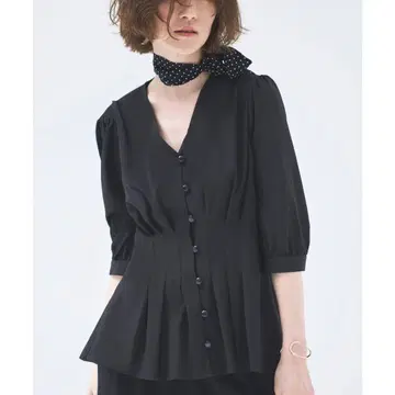 RUIRUE BOUTIQUE 루일 에 부티크 페플럼 블라우스