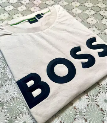 BOSS 로고 프린트 T셔츠 화이트 Size XL