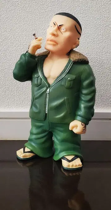 크로우즈 WORST 피규어 쿠즈가미 류오 만지 제국 소프트 비닐