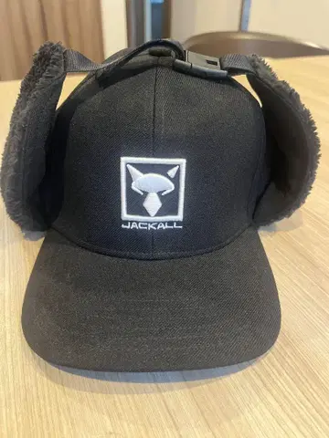 JACKALL 귀도리 포함 블랙 캡