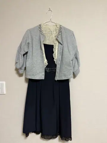 네이비 프릴 드레스