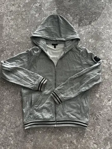BELSTAFF 그레이 후드 부착 집업 후드티