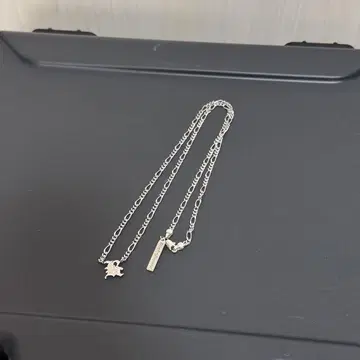BACK CHANNEL 목걸이 백 채널