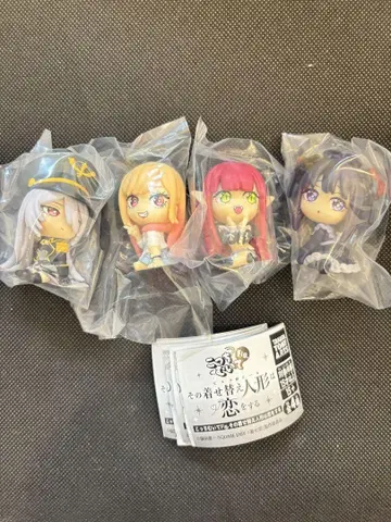 이쪽을 봐 Fig. 그 비스크 돌은 사랑을 한다 전 4종 세트