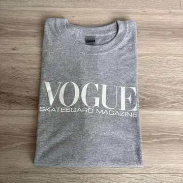 VOGUE SKATEBOARD MAGAZINE 티셔츠 그레이