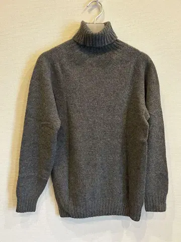 Morris & Sons 터틀넥 니트 사이즈 38