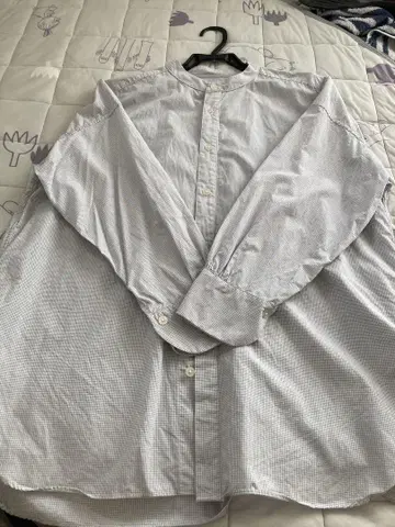 체크 무늬 버튼 다운 셔츠