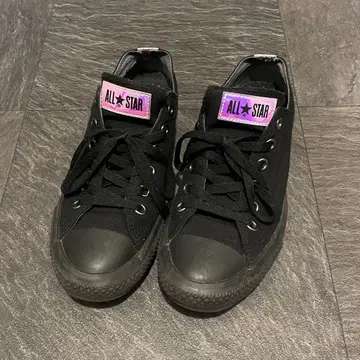 컨버스 블랙 스니커즈 24cm