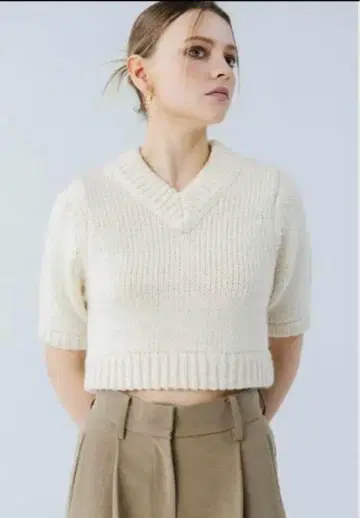 the toe Baklava Crop Knit