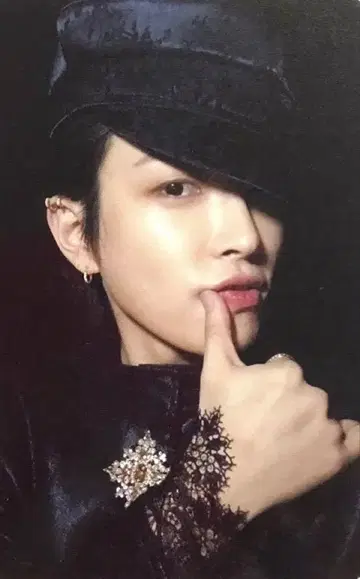 ateez makestar lips ver. 홍준