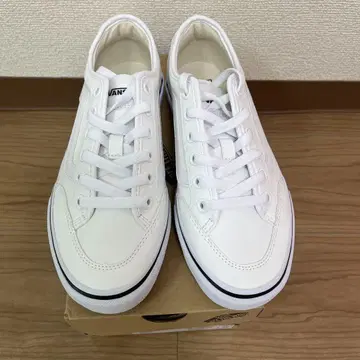VANS V362CF PU 스니커즈 화이트 5H