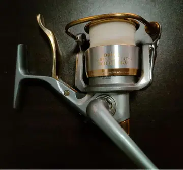Daiwa 3000H 스피닝 릴
