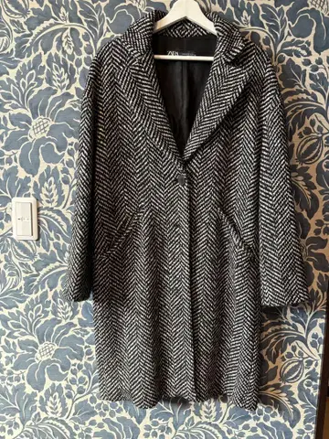 ZARA 헤링본 무늬 롱 코트 XS
