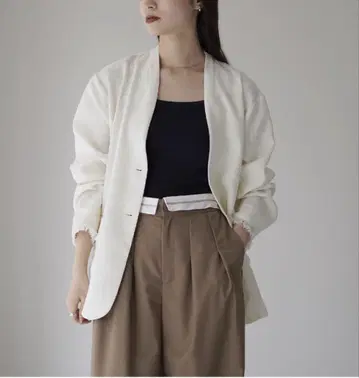 CYAN tokyo 백 플레어 프린지 네프 자켓 아이보리