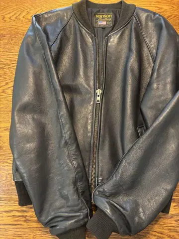 vanson 블랙 가죽 자켓 사이즈 40