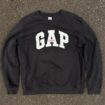 올드 갭 GAP 맨투맨 90s 구제 의류 아이묭 착용