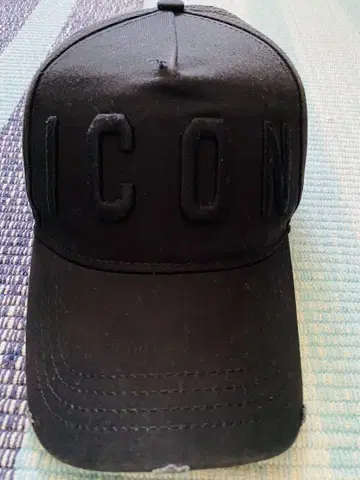 DSQUARED2 ICON 블랙 캡