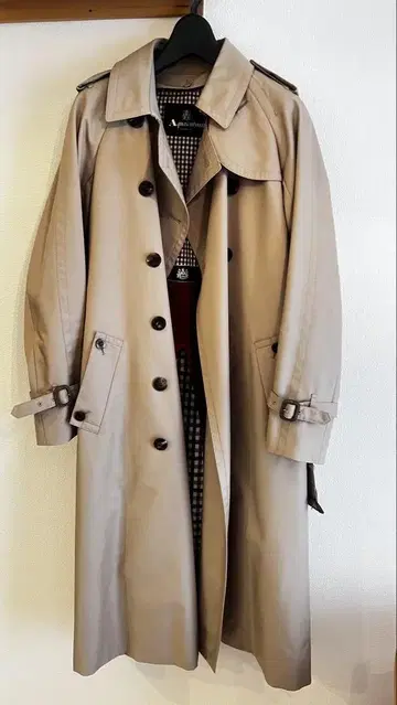 새상품급.Aquascutum 트렌치코트 사이즈 6