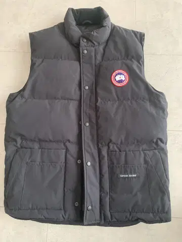 새상품급 CanadaGoose 다운 베스트 블랙