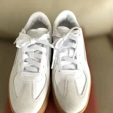 PUMA 카르멘 T2 스니커즈 22.5cm 화이트/오렌지