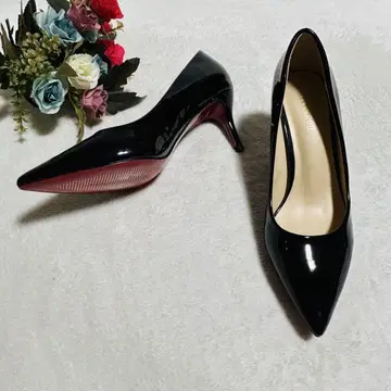 컨디션 최상 메르코숑 에나멜 스틸레토 펌프스 24.5cm