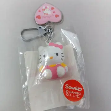 키티 부적 방울 핑크 키링 산리오 레트로 1997 하트