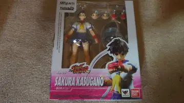 S.H.Figuarts 카스가노 사쿠라 미개봉 새상품