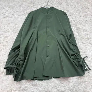 22AW 완판템 UN3D. 웨이브 라인 개더 셔츠 카키