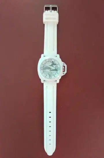 AKM x ZOPPINI 손목시계 화이트 카모