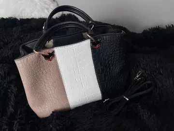 삼색 크로커다일풍 핸드백