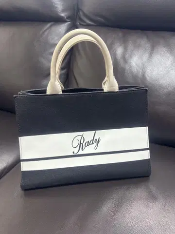 Rady 스트라이프 디자인 핸드백 레어  단종