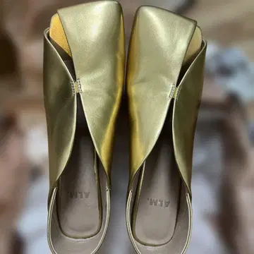 ALM ERIN LEATHER PUMPS 37