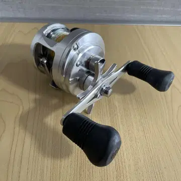 SHIMANO 11 오시아캘커타 201HG