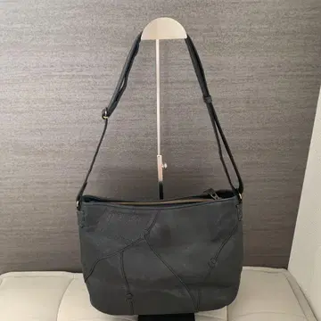 IBIZA 이비자 블랙 가죽 가죽 숄더백