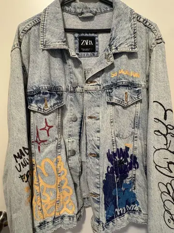 ZARA 그래피티 데님 자켓
