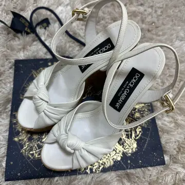 돌체앤가바나 샌들 화이트 새상품급